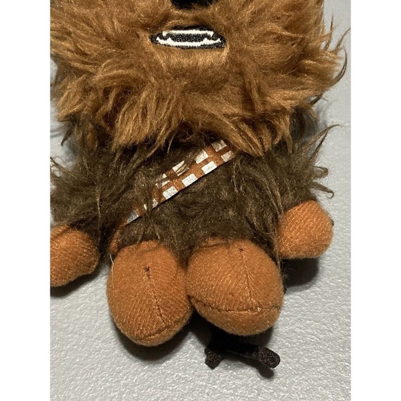 Star Wars Mini 4” Chewbacca Plush Clip On Toy ~ Collectible - Picture 2 of 6